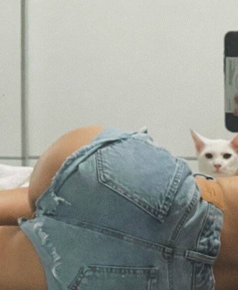 Image d'en-tête OnlyFans mariemoone