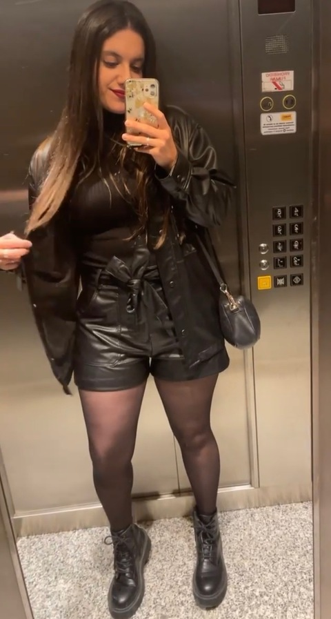 OnlyFansのヘッダー画像 marlisjun1