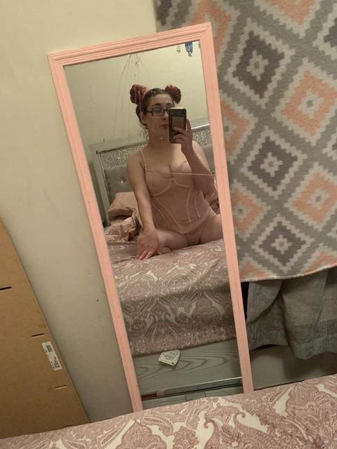 Картинка шапки OnlyFans marymary420247