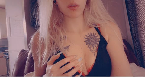 Снимка на заглавието на OnlyFans mercedes03