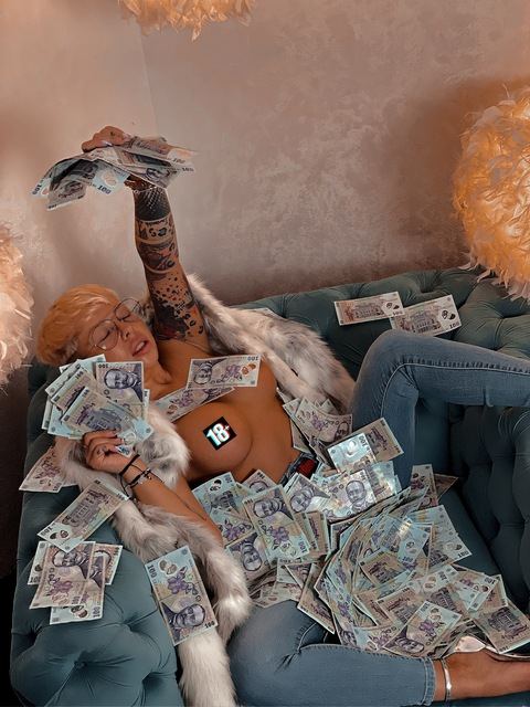 Immagine dell'intestazione OnlyFans mickycostache