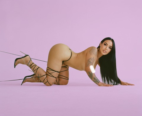 Картинка шапки OnlyFans minitinah02