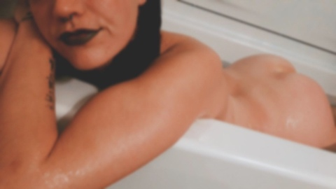 Gambar header OnlyFans missbiird