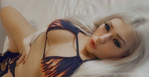 OnlyFansのヘッダー画像 missyellisx