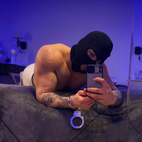 OnlyFans Header Bild moneda3