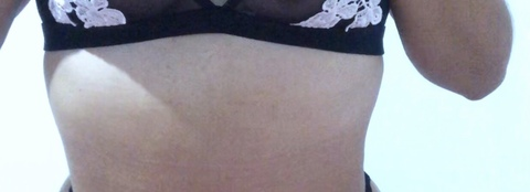 صورة رأس OnlyFans monioutofcontext