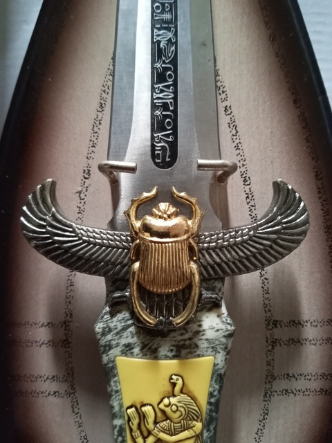 OnlyFansのヘッダー画像 morbidastone