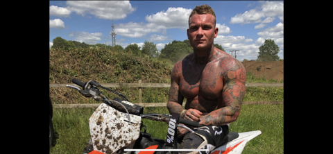 Obraz w nagłówku OnlyFans mrbillyessex