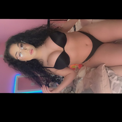 OnlyFans हेडर चित्र mspeachy22