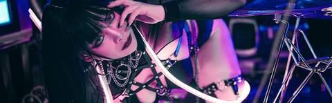 OnlyFans header picture nanaberry