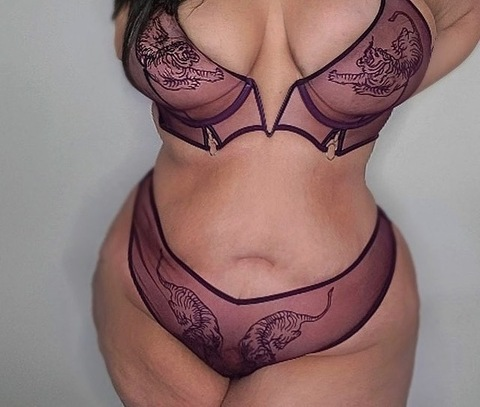 OnlyFansのヘッダー画像 nellywelly0