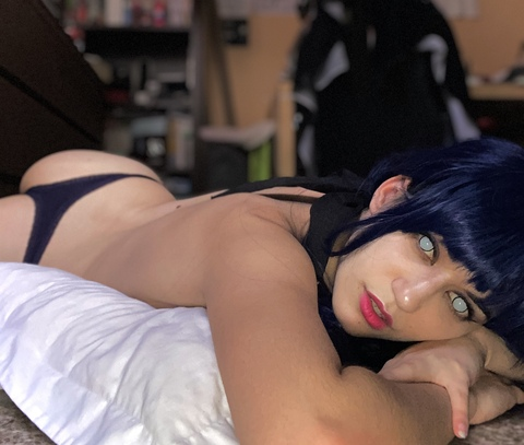 OnlyFans header picture nerytaa