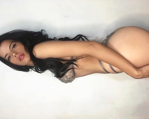 Снимка на заглавието на OnlyFans ninoskamilleri