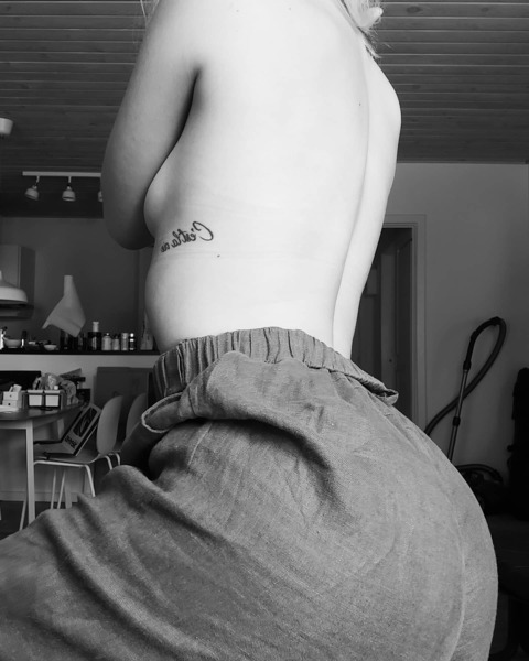 오직 팬들만 볼 수 있는 nordicdkgirl의 헤더 사진