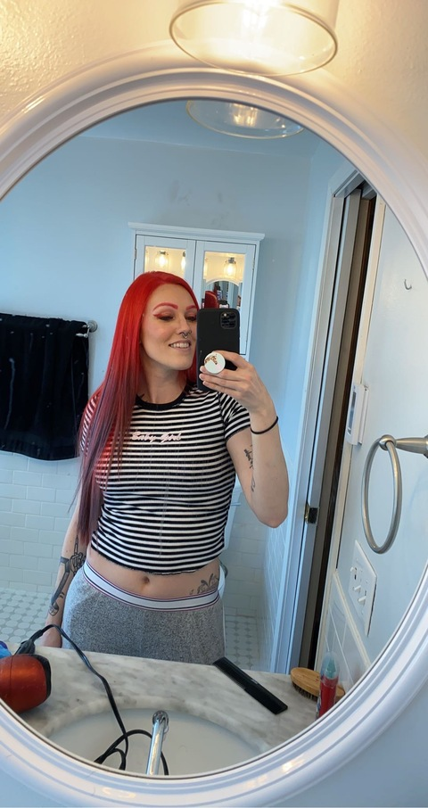 Image d'en-tête OnlyFans notadamnperson