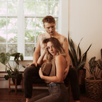 OnlyFans profil fotoğrafı oftravelcouple