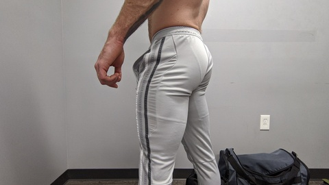 Снимка на заглавието на OnlyFans patientbull