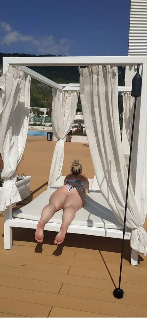 OnlyFans header picture pekaris4real