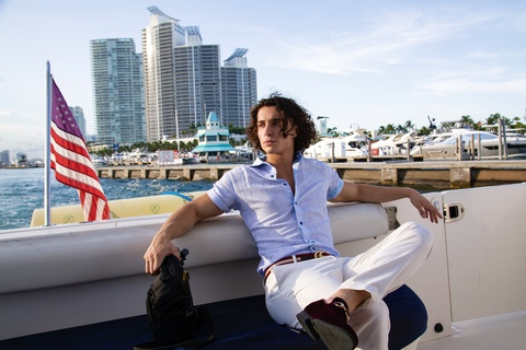 Gambar header OnlyFans petervigilante