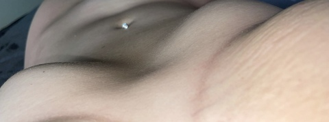 오직 팬들만 볼 수 있는 peytalexxis의 헤더 사진