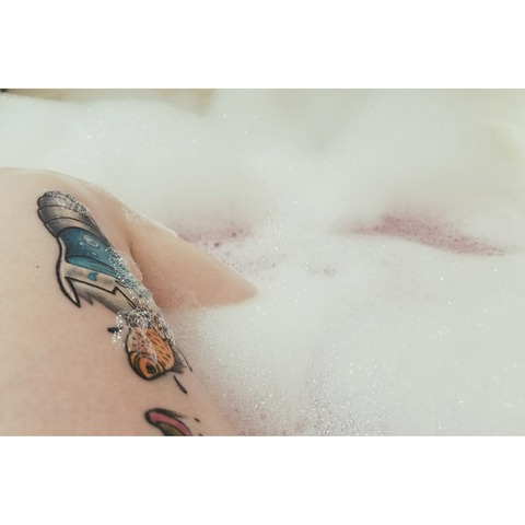 오직 팬들만 볼 수 있는 pinkwater_forestpixie의 헤더 사진