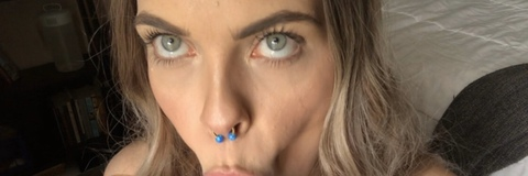 OnlyFans हेडर चित्र piperpetite