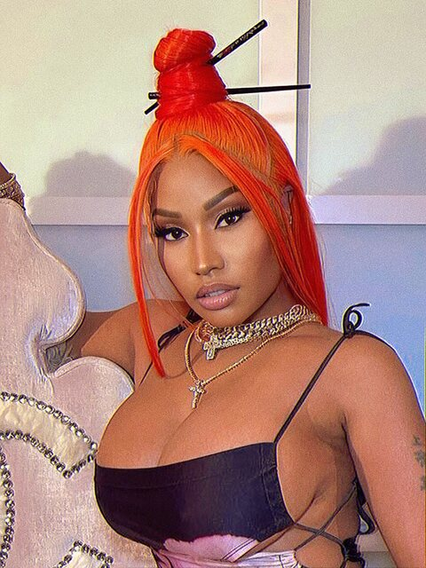 오직 팬들만 볼 수 있는 playboyshiitz의 헤더 사진