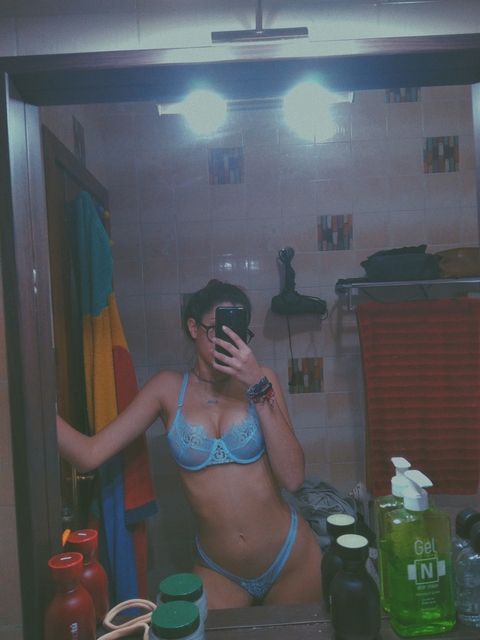 Immagine dell'intestazione OnlyFans plusquii