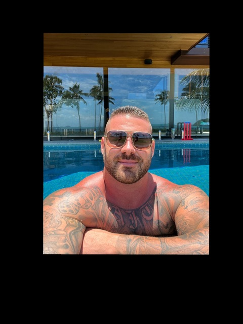 Картинка шапки OnlyFans primal_instincts1