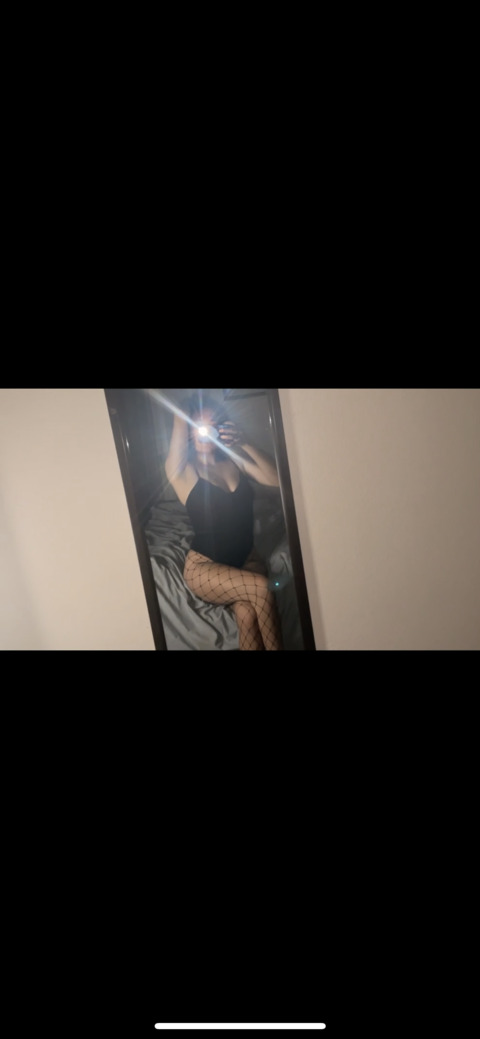 OnlyFans header picture pytjoannaxoxo