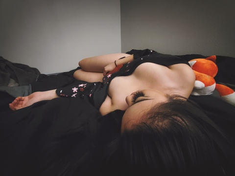 Imagen de encabezado de OnlyFans de queenkitsune