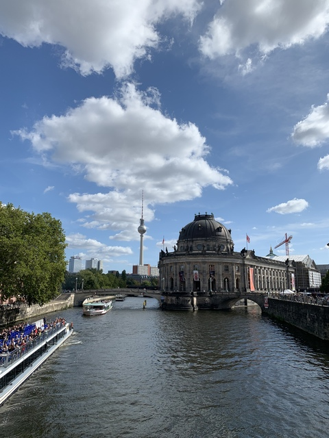 오직 팬들만 볼 수 있는 rbumblr의 헤더 사진