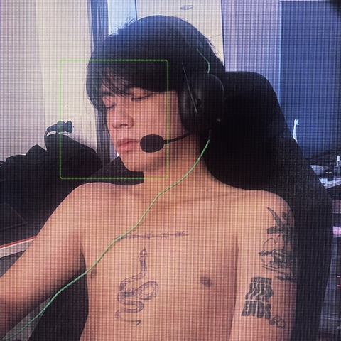 AlleenFans kopafbeelding redroom21