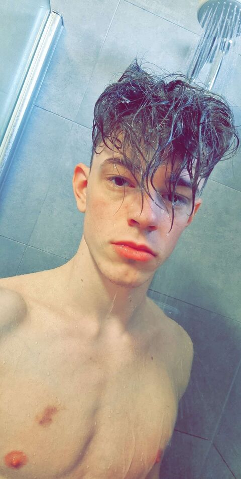 Картинка шапки OnlyFans rickyrvg