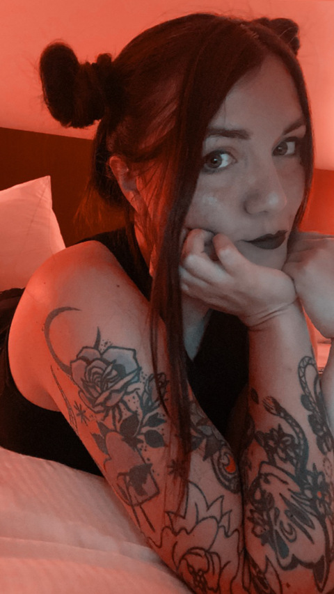 OnlyFansのヘッダー画像 romaluchadora