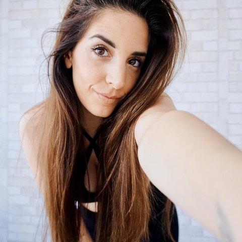 Картинка шапки OnlyFans sarainisterra