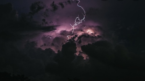 OnlyFansのヘッダー画像 sativaayx2