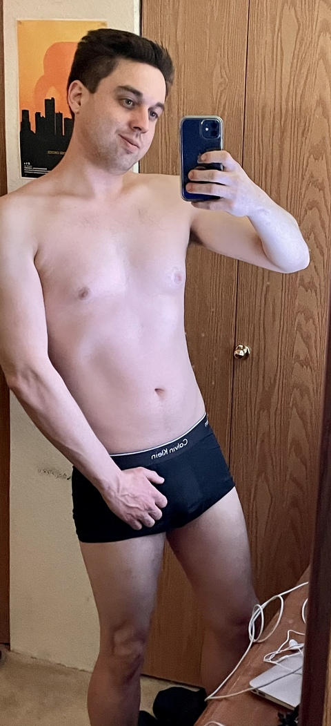 Снимка на заглавието на OnlyFans sealnextdoor