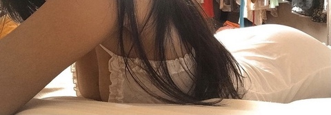 Obraz w nagłówku OnlyFans shezelada