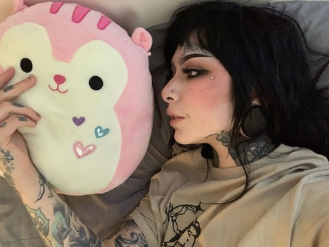 Gambar header OnlyFans skyerosexoxo