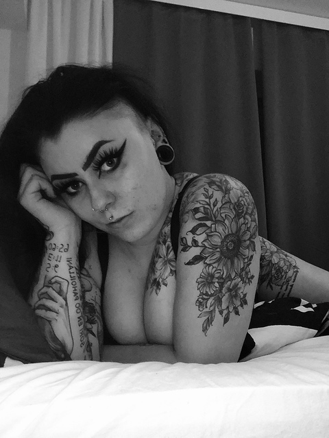 Снимка на заглавието на OnlyFans sonzja