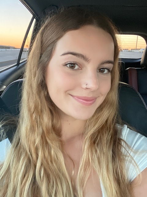 OnlyFansのヘッダー画像 stellaspearsfree