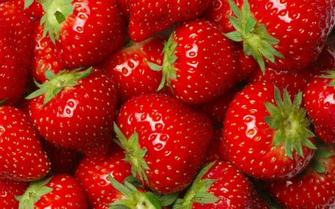 Gambar header OnlyFans strawberrycal