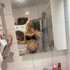 OnlyFansのプロフィール画像 swenes