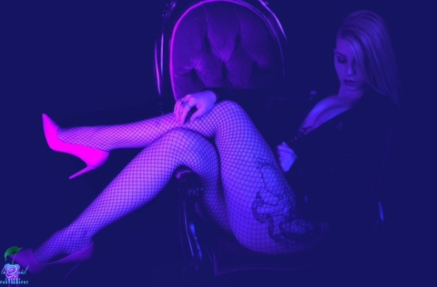 OnlyFans Header Bild switch.kitten