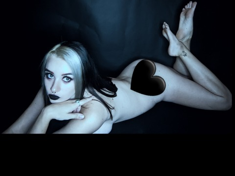 오직 팬들만 볼 수 있는 taylorfirfree의 헤더 사진