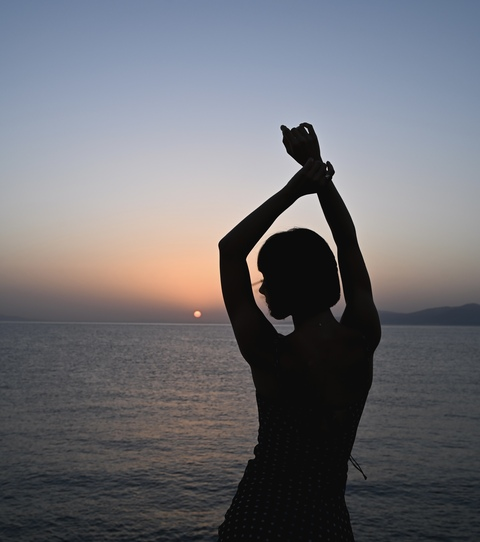 OnlyFansのヘッダー画像 thecheriemag