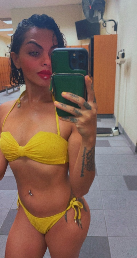 OnlyFansのヘッダー画像 theonly.ish