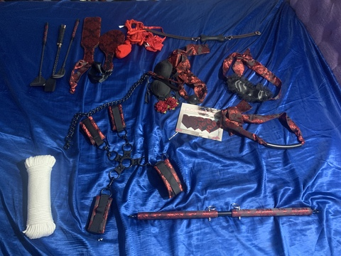 Imagen de encabezado de OnlyFans de thornyrose3382