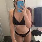 ओन्लीफैंस प्रोफ़ाइल तस्वीर tiarad1403